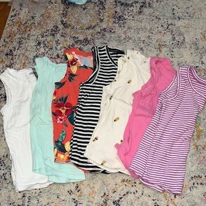 Lot of Old Navy Tanks